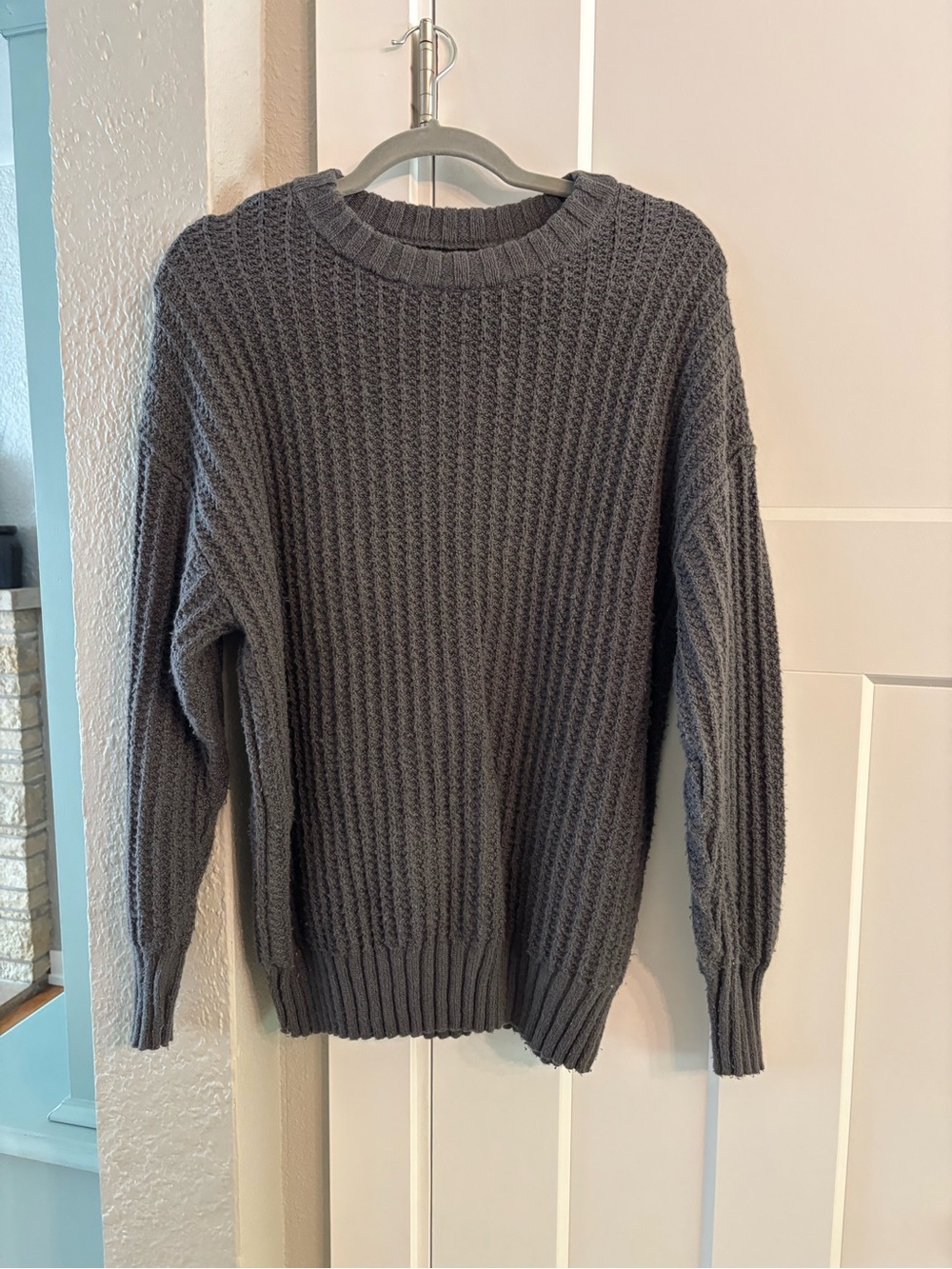 American Eagle Outfitters Women's Charcoal Gray Crewneck Waffle Sweater